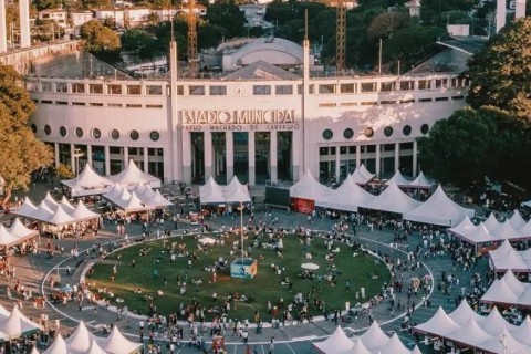 Feira do Livro no Pacaembu terá 9 dias, 200 atividades gratuitas e programação com 103 autores como Jeferson Tenório e Carla Madeira