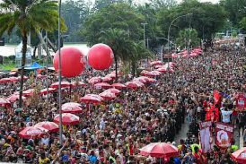 Je Treme, Dramas de Sapatão, Minhoqueens, Domingo Ela Não Vai, Charanga e mais; veja blocos que tomam ruas de SP no carnaval